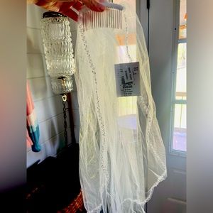 Wedding Veil (Never worn)